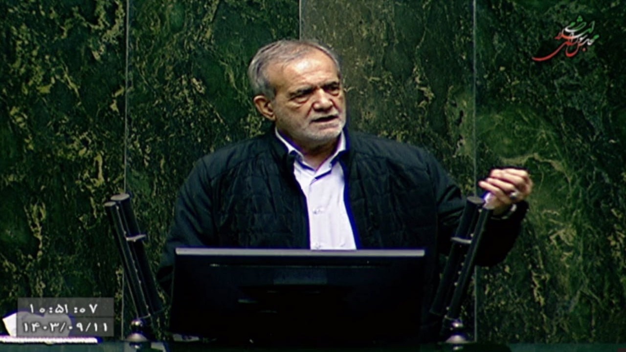 رئیس‌جمهور: اشکالات بودجه را برطرف و آن را عملیاتی می‌کنیم