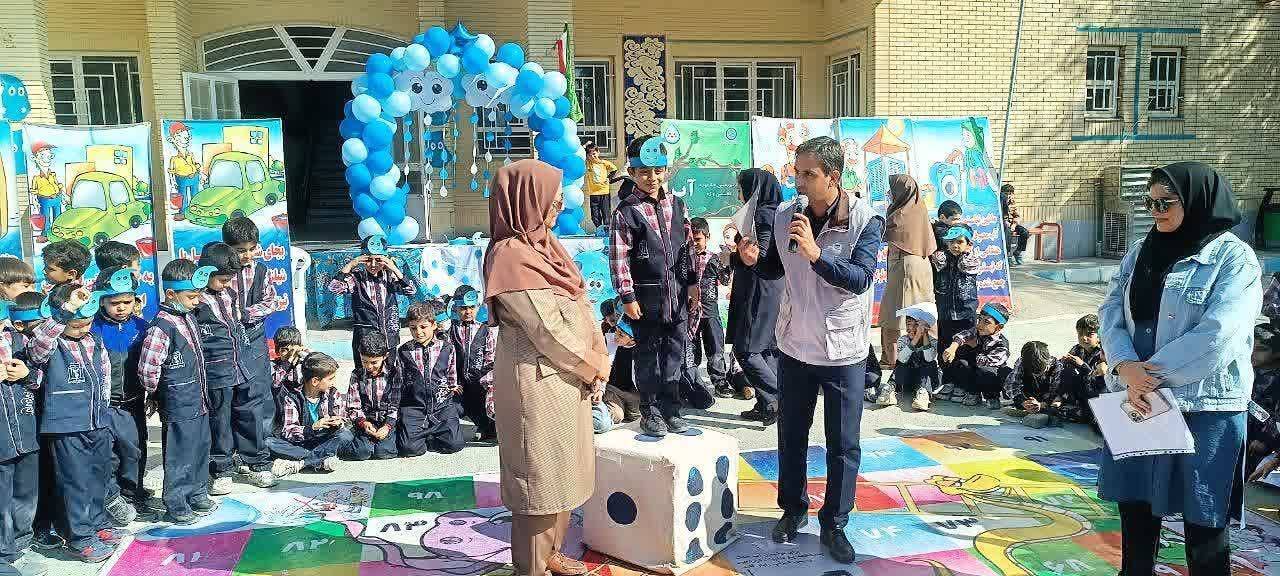 جشن دانش آموزی