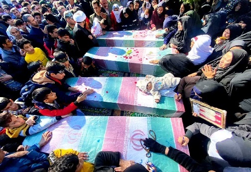 استقبال مردم چگنی از شهدا