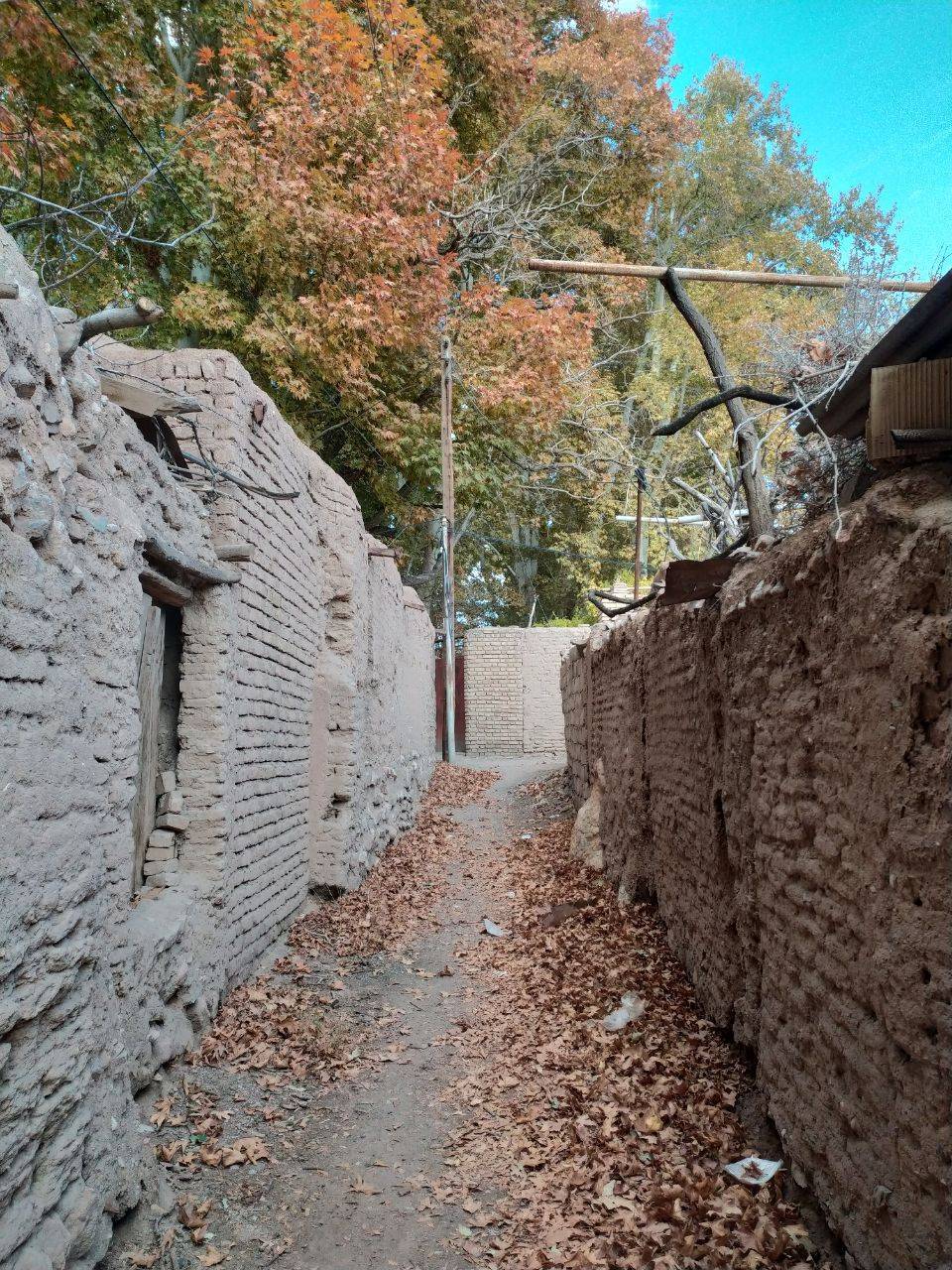 کوچه های قدیمی روستای داوران