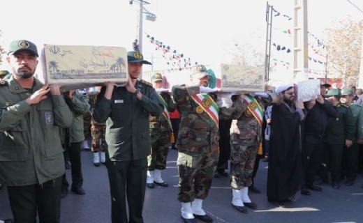 پیکر مطهر ۱۰ شهید گمنام قزوین را عطرآگین کرد+ فیلم پیکر مطهر ۱۰ شهید گمنام قزوین را عطرآگین کرد+ فیلم