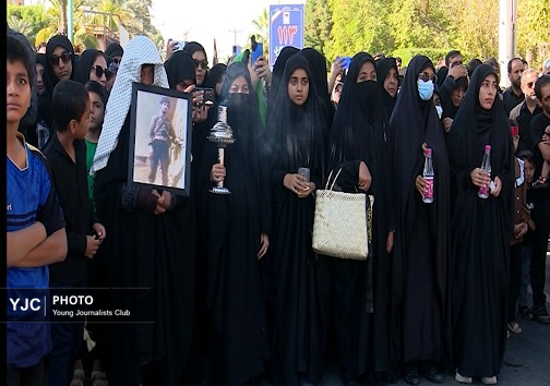 گزارش تصویری از تشییع پیکر مطهر ۱۰ شهیدگمنام در بندرعباس