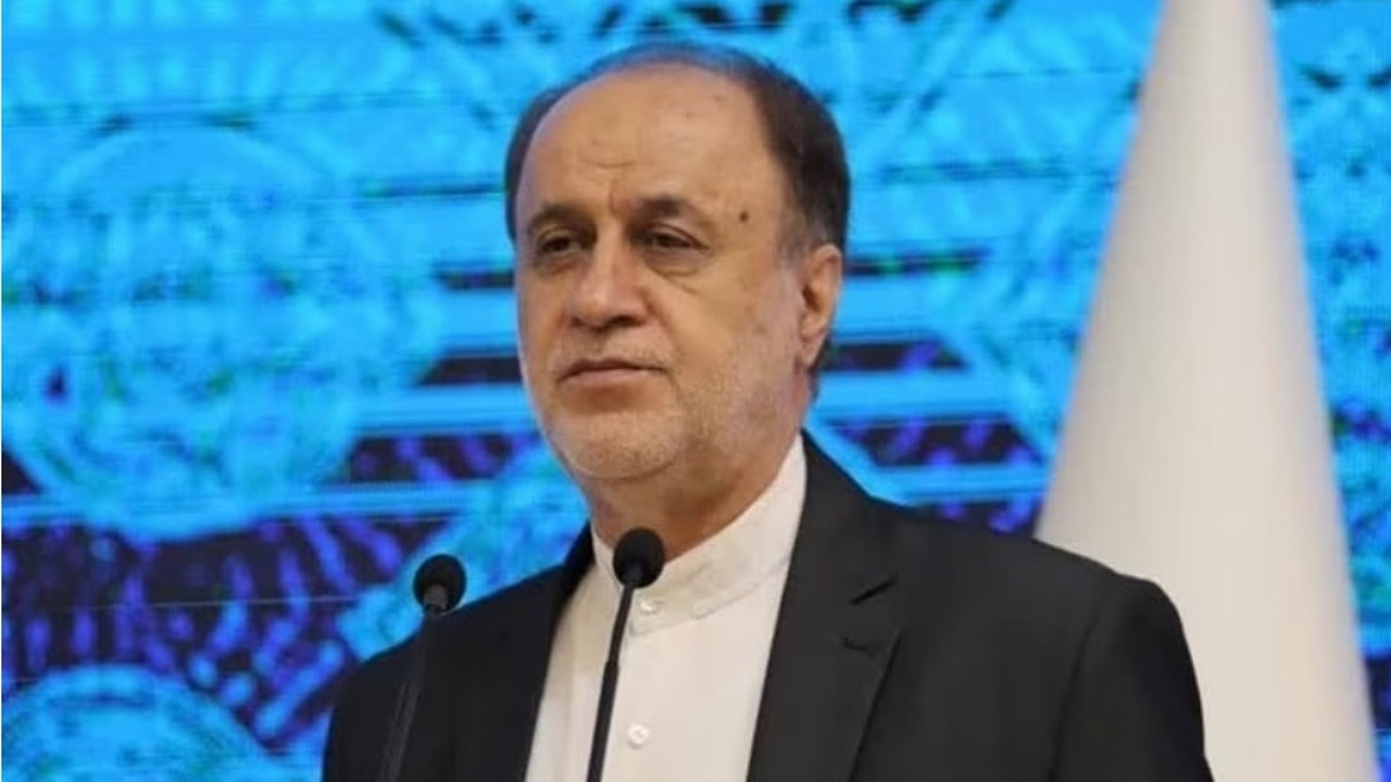 نمایندگان مجلس پای متناسب‌سازی حقوق بازنشستگان ایستاده‌اند