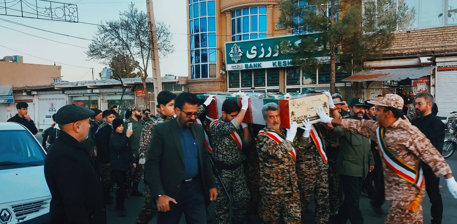 مراسم تشییع شهدا در قلندرعباس