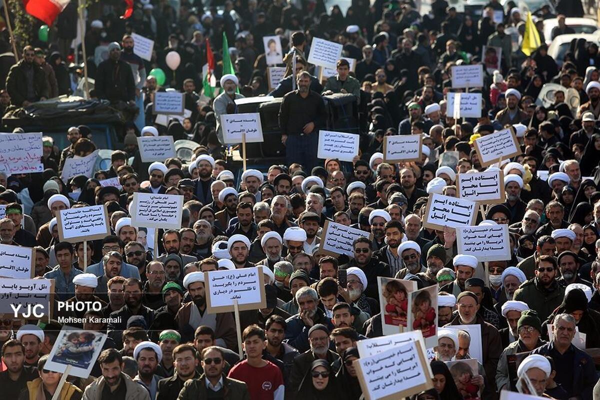 آیین معنوی اعتکاف در مسجد اعظم قم
