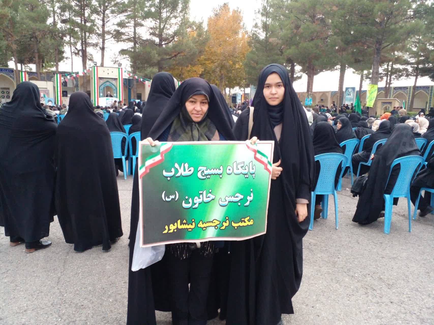 مراسم غبارروبی و عطر افشانی