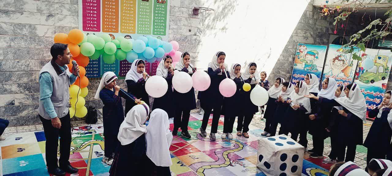 جشن دانش آموزی