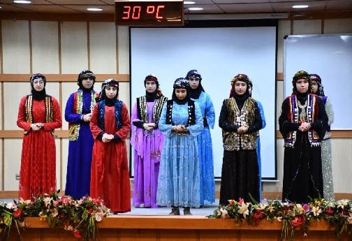 تجلیل از داوطلبان در لرستان