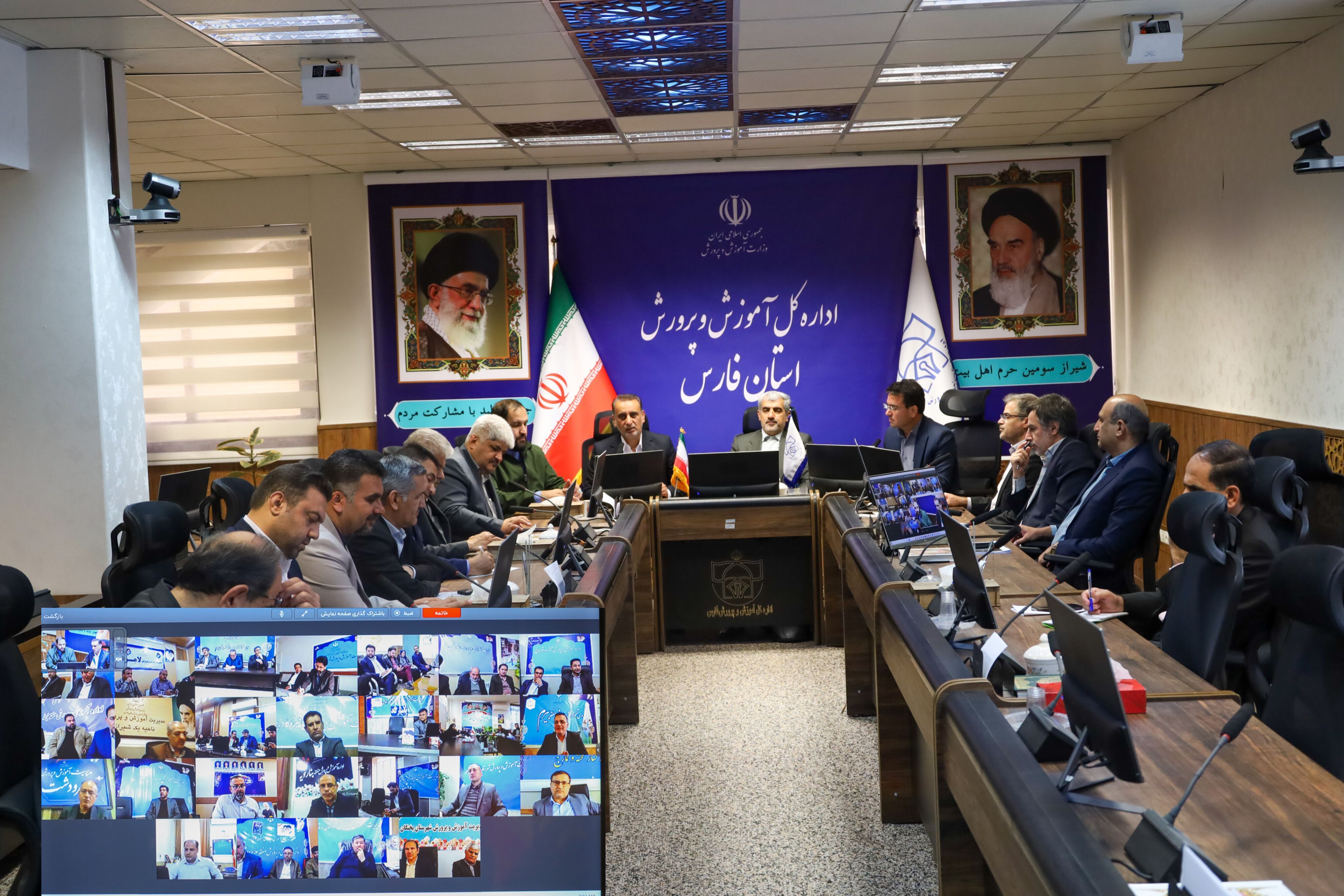 در تدوین برنامه‌ها باید اجماع داشته باشیم