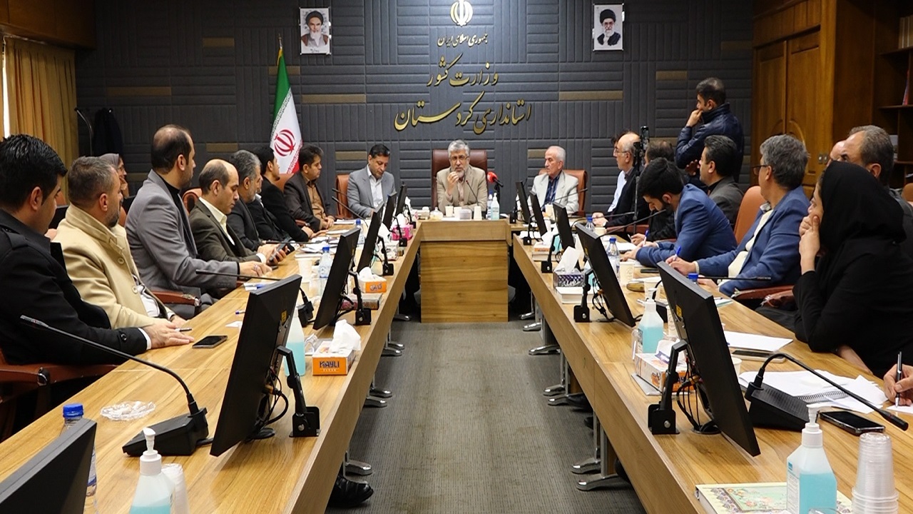 پایانه صادراتی مرز باشماق تا پایان سال تکمیل شود+فیلم