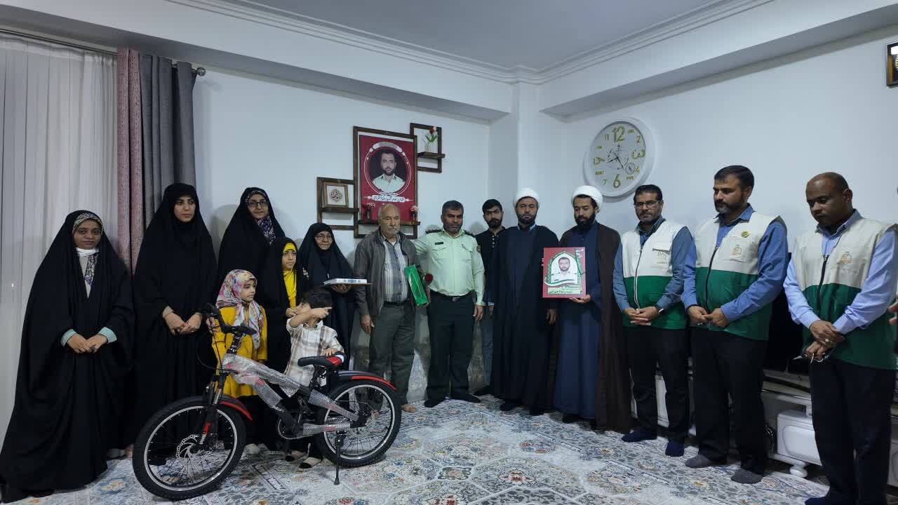 مراسم معنوی پلاک هشت