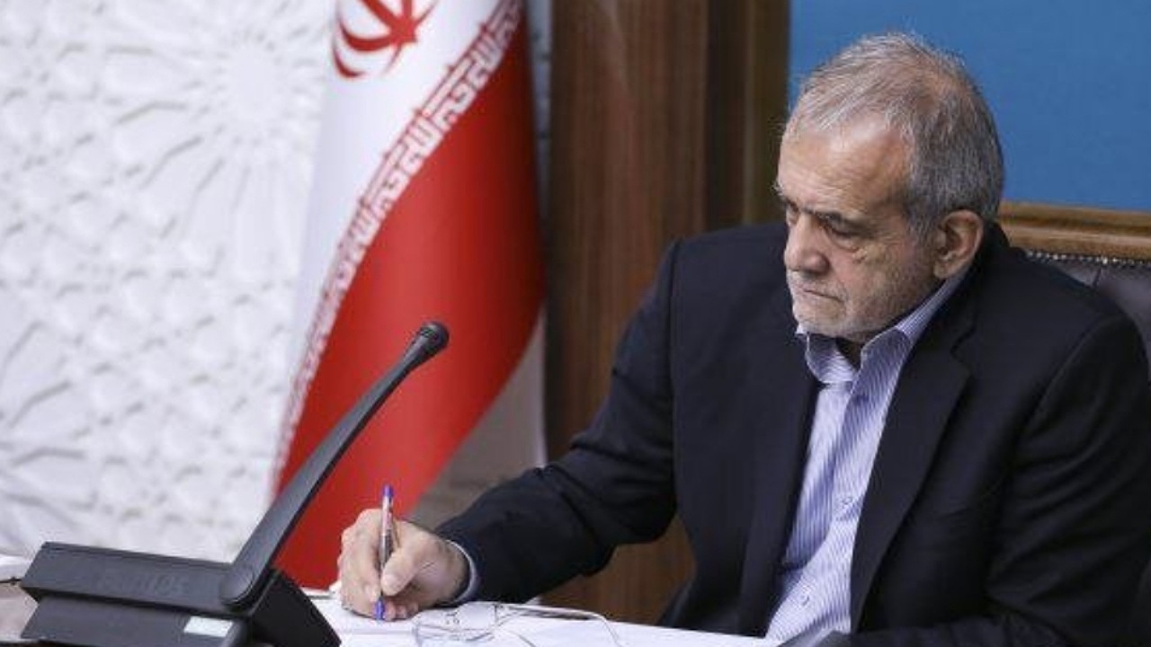 صدور حکم انتصاب استاندار آذربایجان غربی از سوی پزشکیان