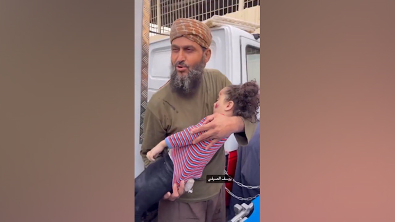 خالد نبهان به فاصله چند ماه، به دختر شهیدش پیوست + فیلم