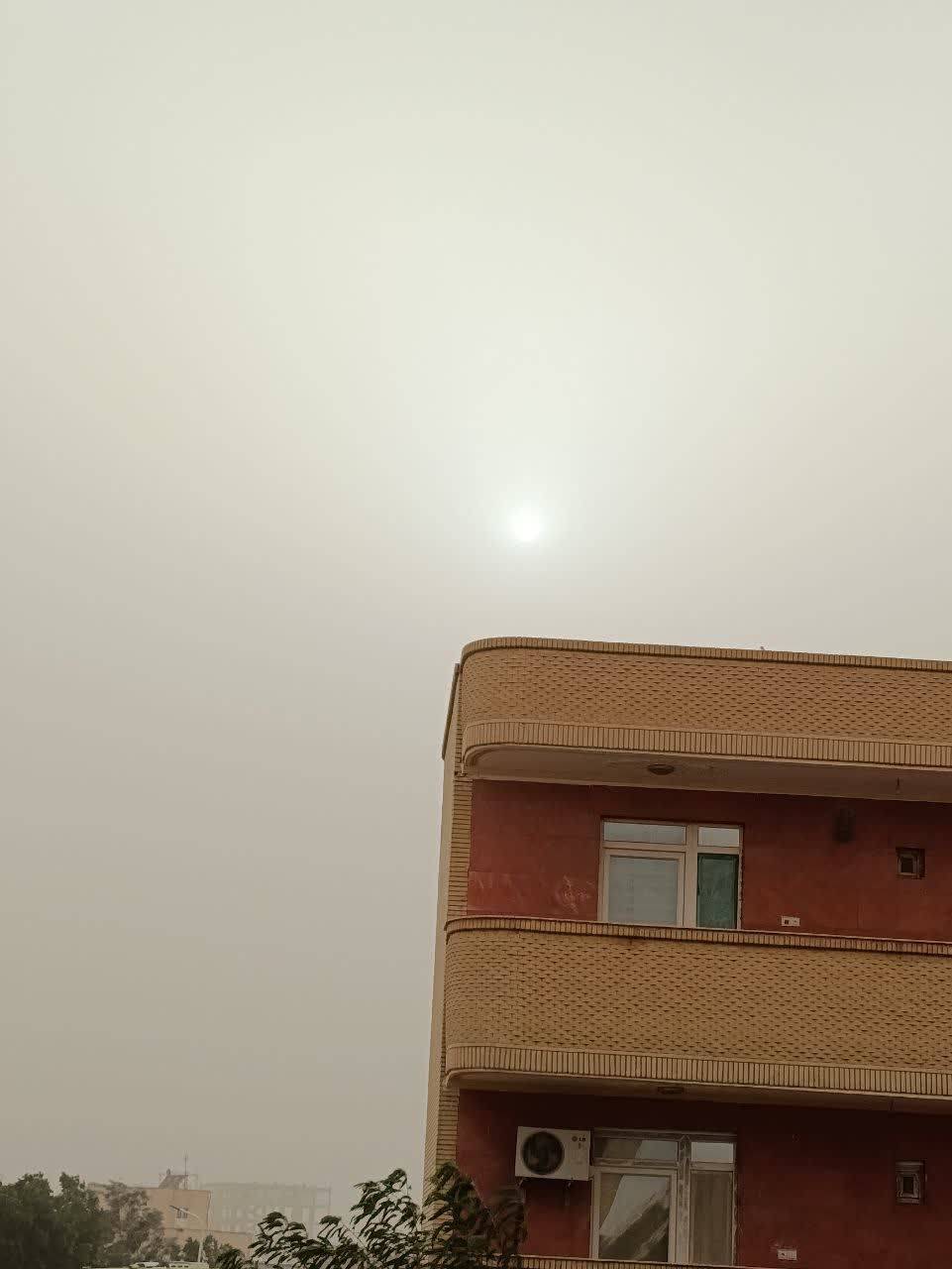 آسمان غبارآلود در بم کرمان