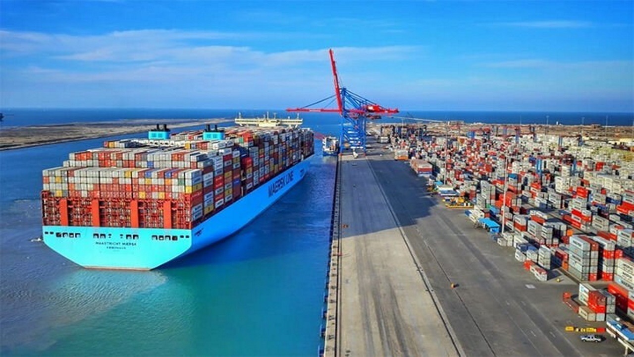 خریداری ۱۴۰ میلیون دلار تجهیزات از سوی هندی‌ها در بندر شهید بهشتی