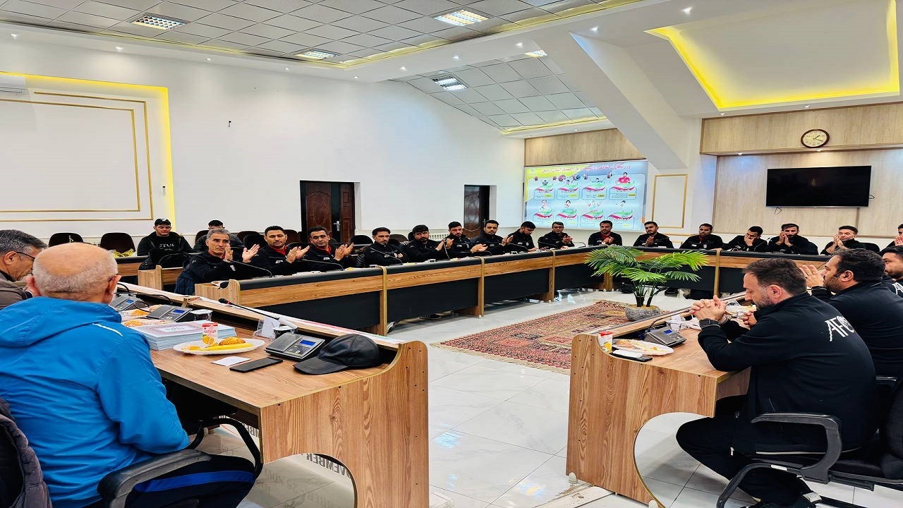 دوره مربیگری فوتبال B آسیا در استان اردبیل به کار خود پایان داد