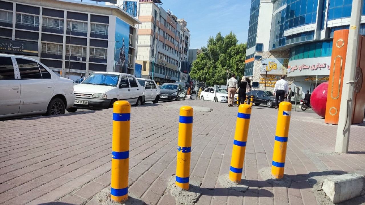 ایجاد موانع و سدمعبر در معابر محله شمیران نو به لطف ساکنان + فیلم