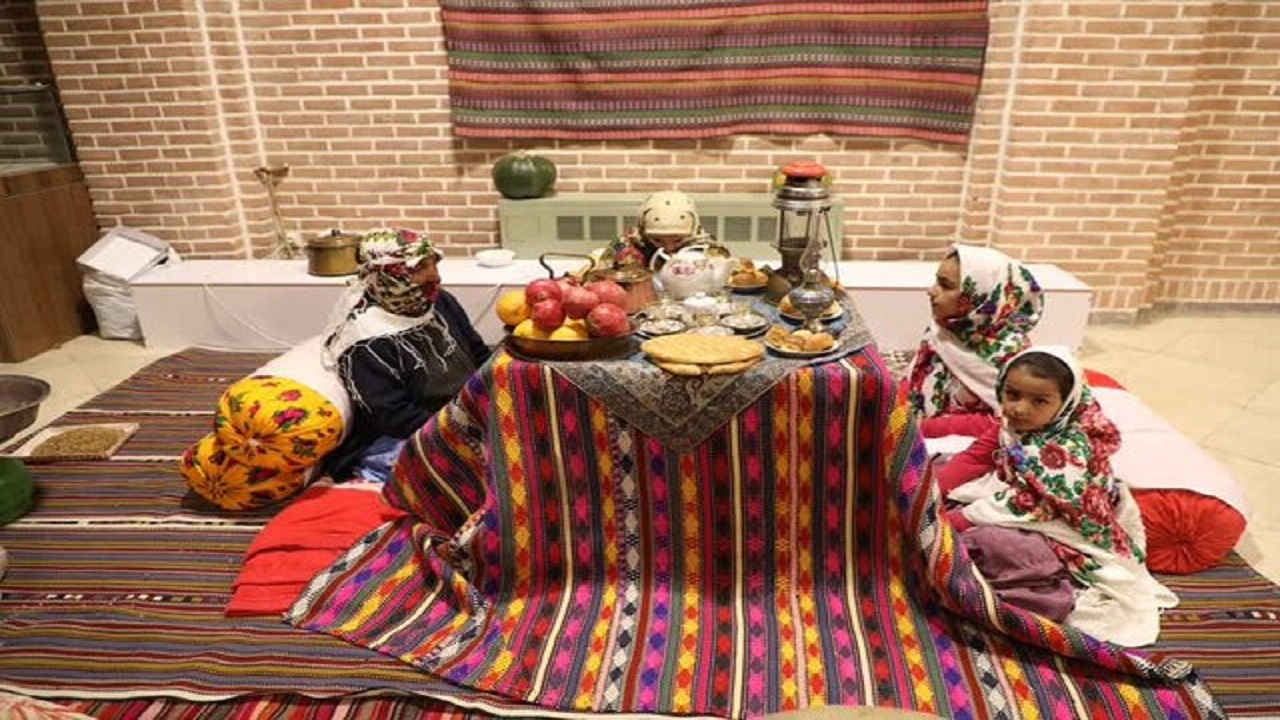 شب یلدا فرصتی برای احیای رسم و رسوم بومی است