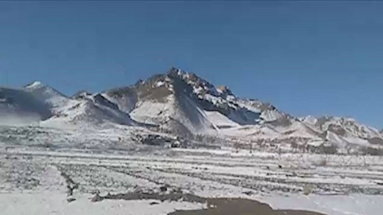 نمایی از طبیعت برفی روستای خماری