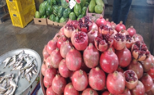 حال و هوای بازار رشت در آستانه آئین شب چله+عکس