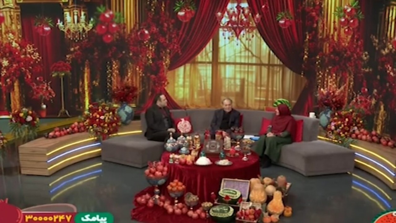 فرهنگ سفره‌آرایی یلدایی با شیرینی + فیلم