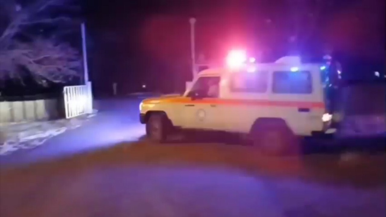 لحظاتی از امدادرسانی به زنان و کودکان مسموم شده در یک تالار + فیلم