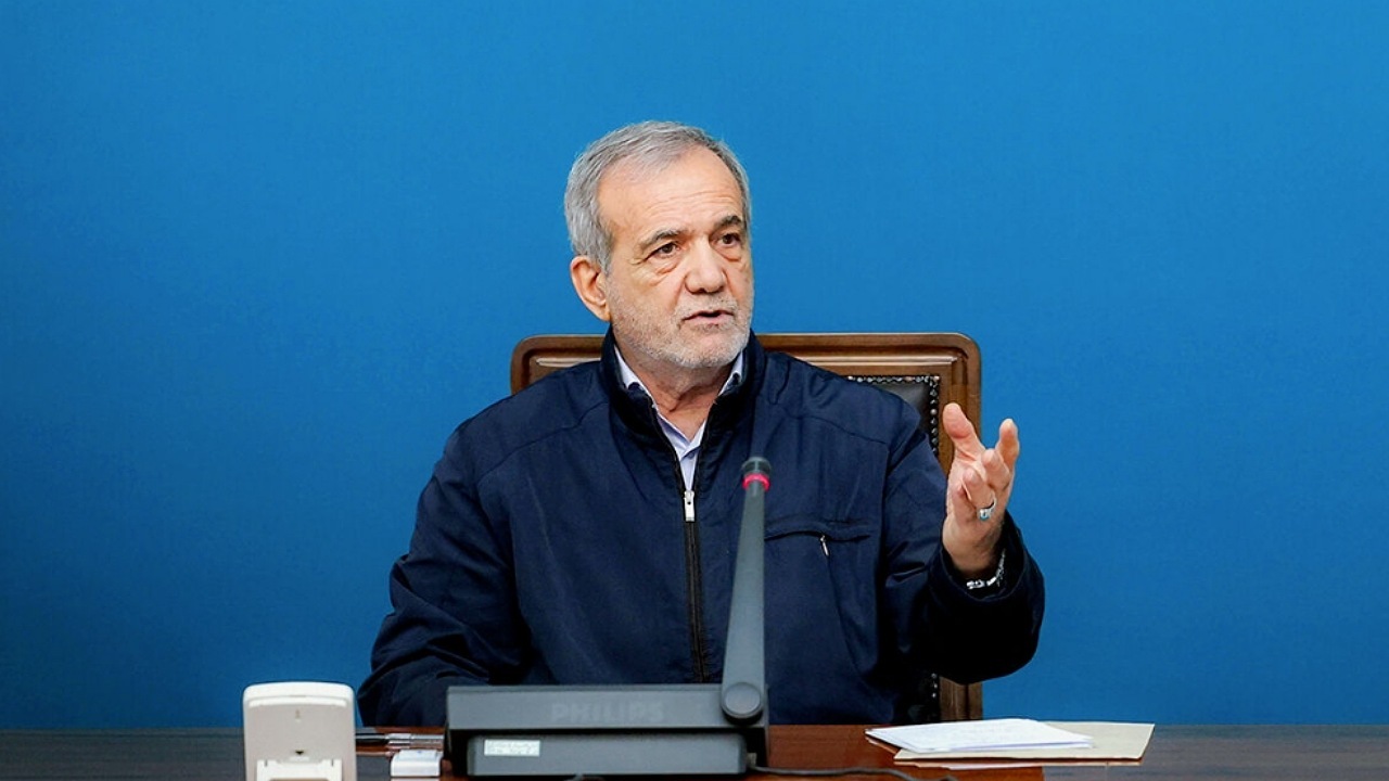 پزشکیان بر ضرورت اتخاذ رویکرد و حرکت جهادی برای حل مشکلات کشور تأکید کرد