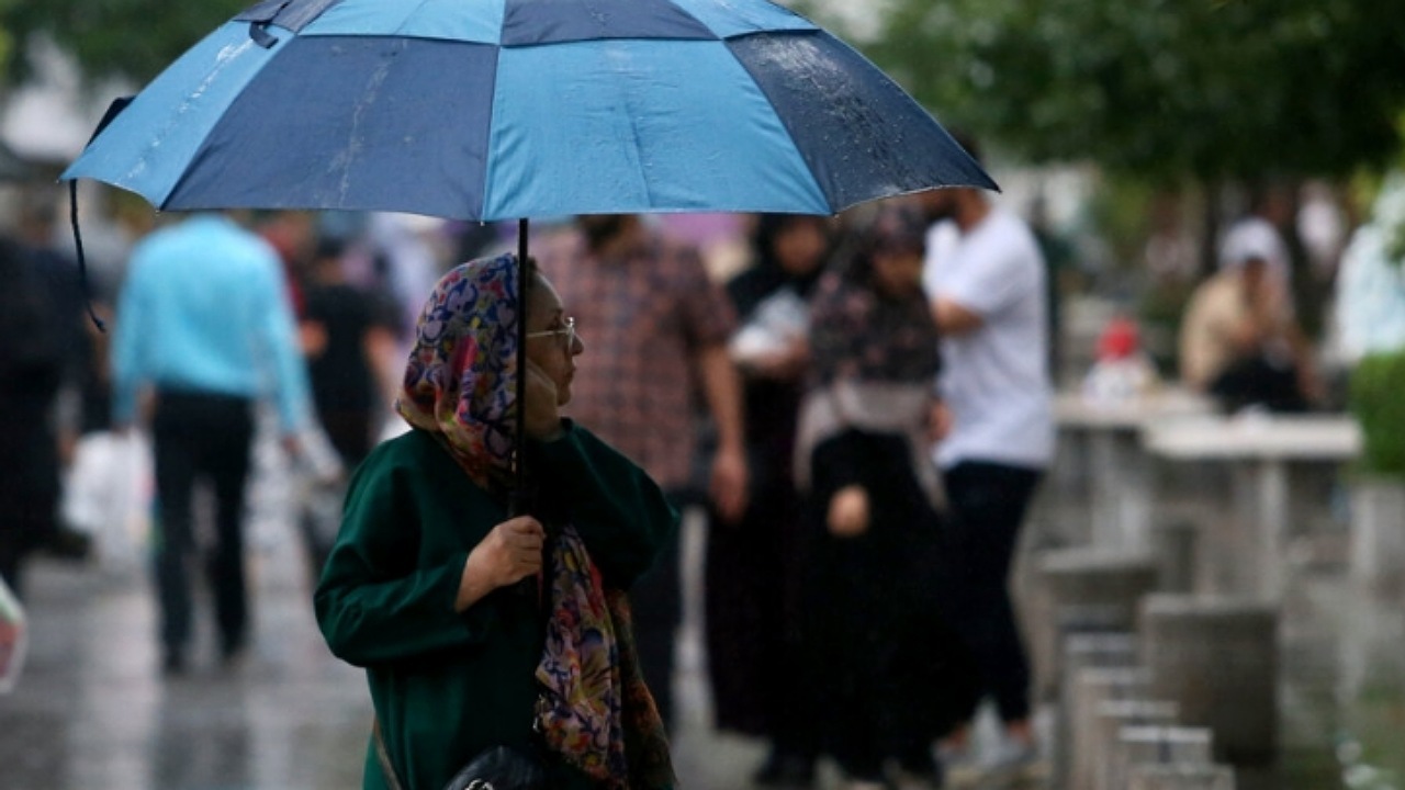 امروز؛ فعالیت سامانه بارشی در نیمه غربی کشور و ارتفاعات البرز