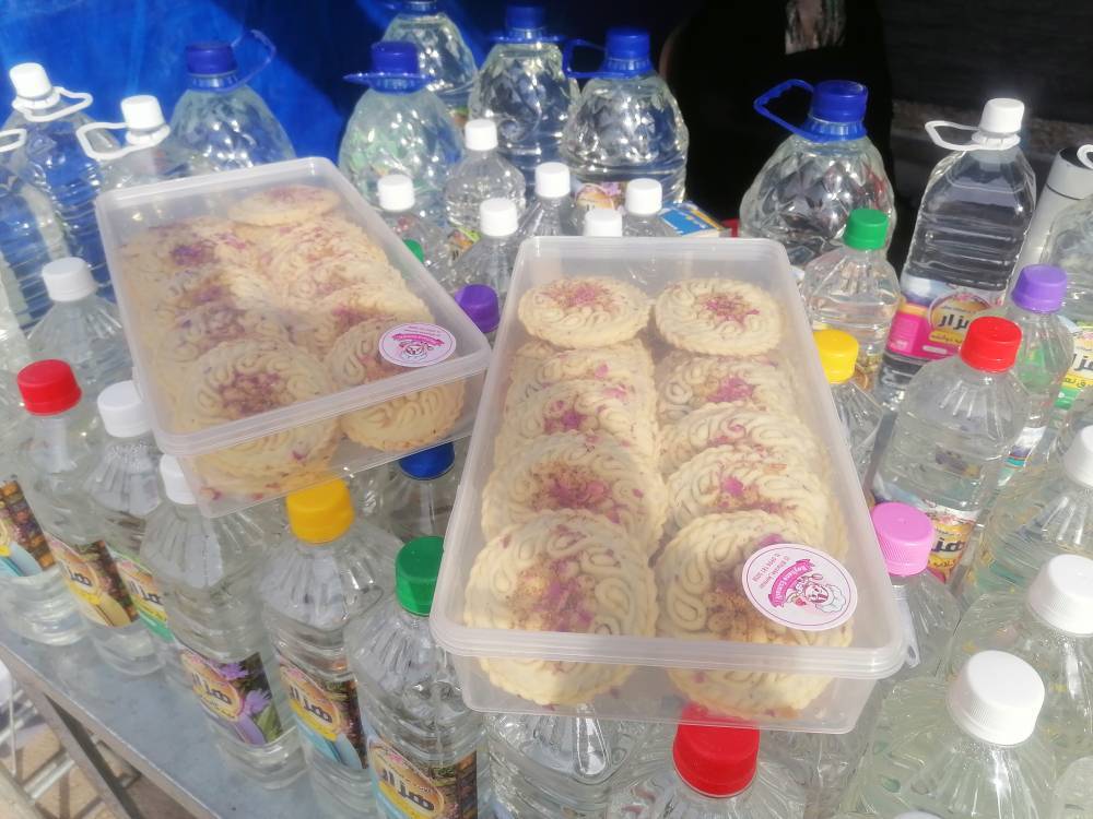 زیبایی در حصار گونی آبی امنیتی