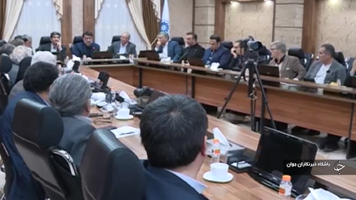 باشگاه خبرنگاران -طرح موانع تولید با حضور نماینده دادستان کشور