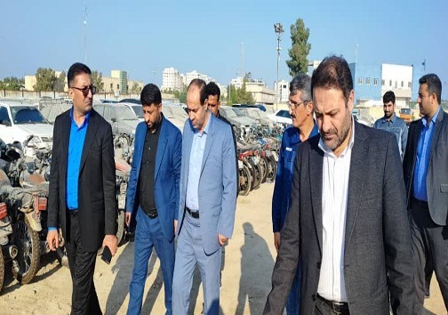 بازدیدمعاون نظارت بر امور دادسراها وضابطین دادستان کل کشور از پارکینگ خودروهای توقیفی در بندرعباس بازدیدمعاون نظارت بر امور دادسراها وضابطین دادستان کل کشور از پارکینگ خودروهای توقیفی در بندرعباس
