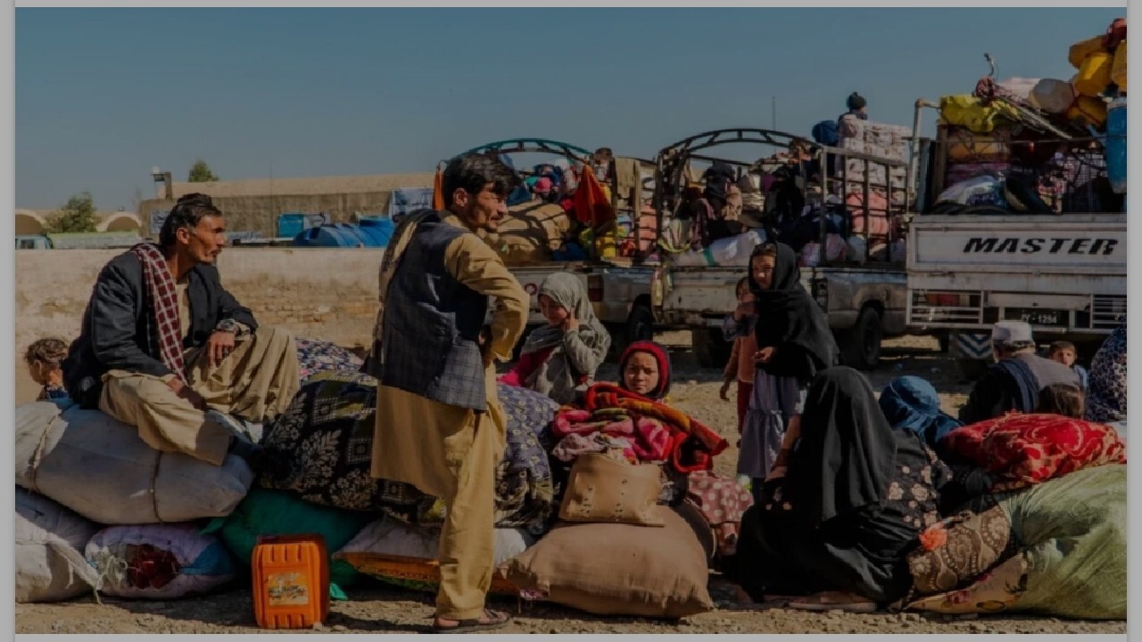 کمک به بیش از ۱۱۵ هزار مهاجر افغانستانی بازگشته به افغانستان