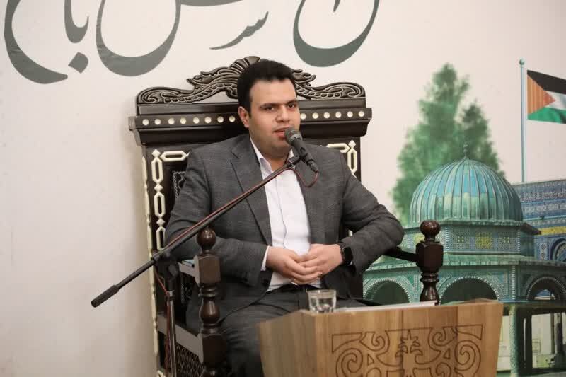محفل انس با قرآن کریم در خوی