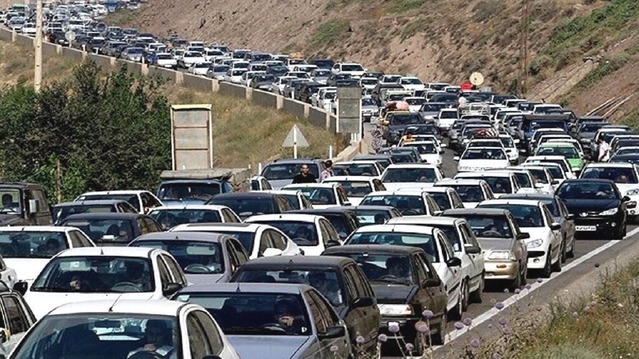 ترافیک سنگین در جاده قدیم قزوین - رشت