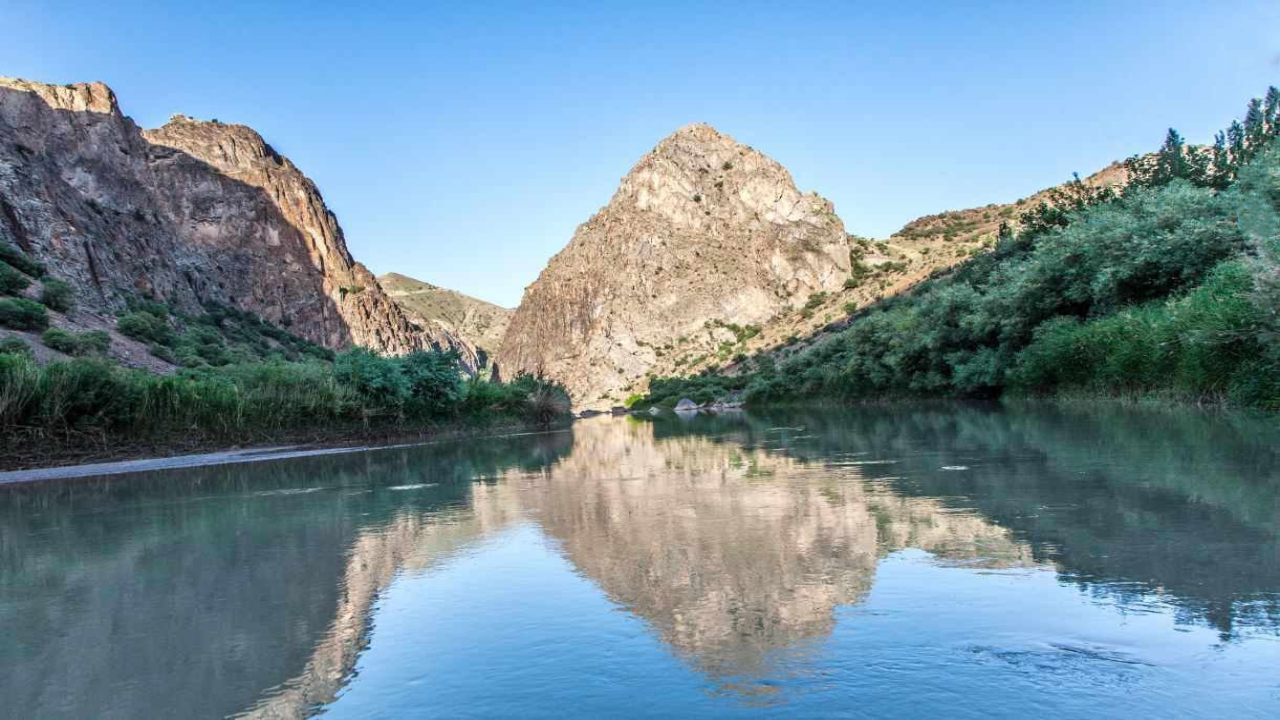 مسائل رودخانه قزل اوزن برای تامین آب زیتون کاران پیگیری می‌شود
