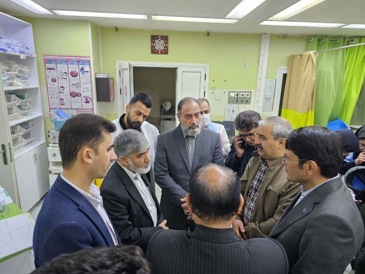 واژگونى اتوبوس در كرمان با بیش از ۶۰ کشته و مصدوم+ عکس و فیلم