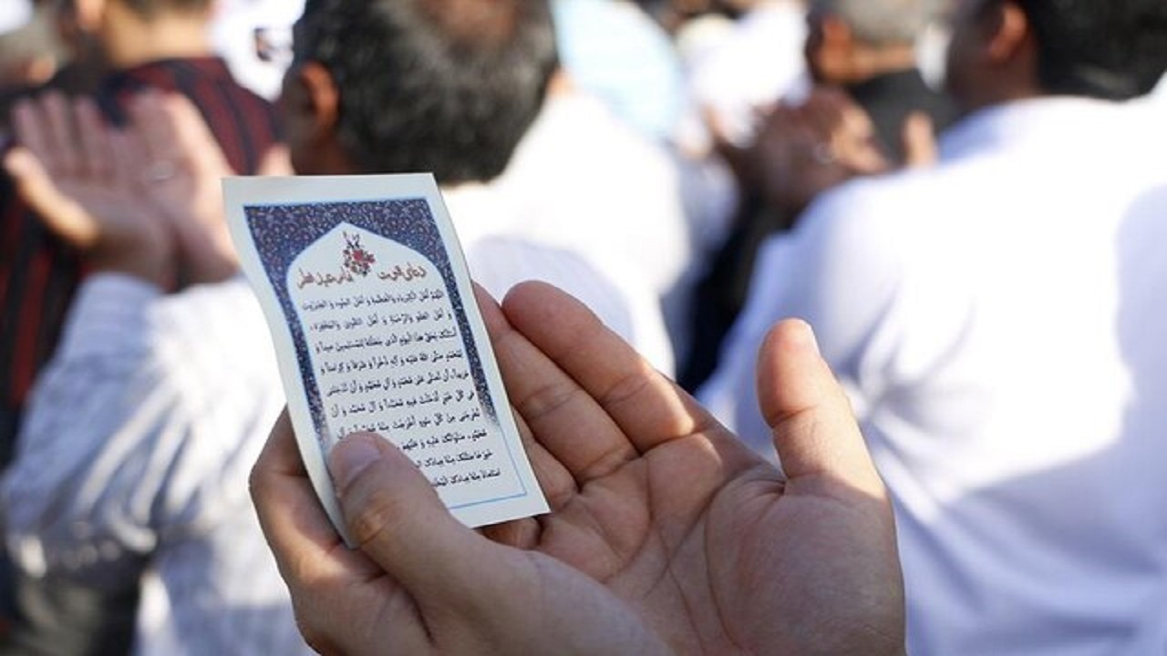اقامه نماز عید سعید فطر در استان سمنان+ عکس و فیلم