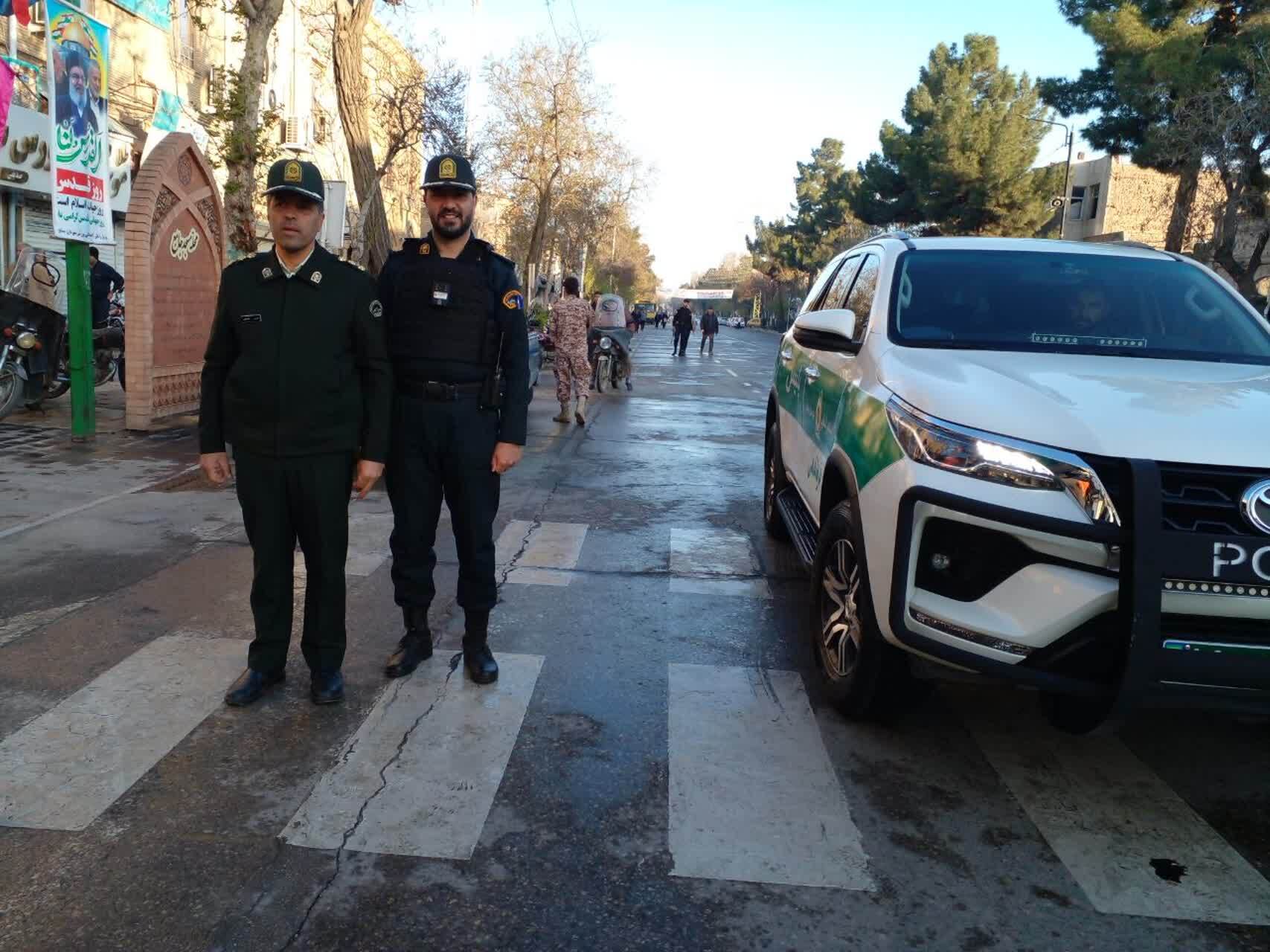 حضور ماموران پلیس در خیابان در روز عید فطر