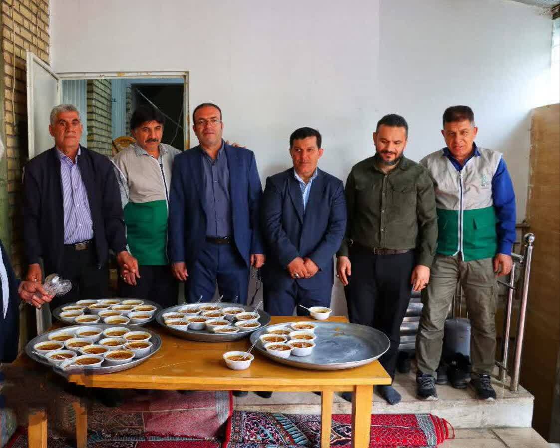 اجتماع با شکوه ماهدشتی&zwnj;ها در نماز عید سعید فطر