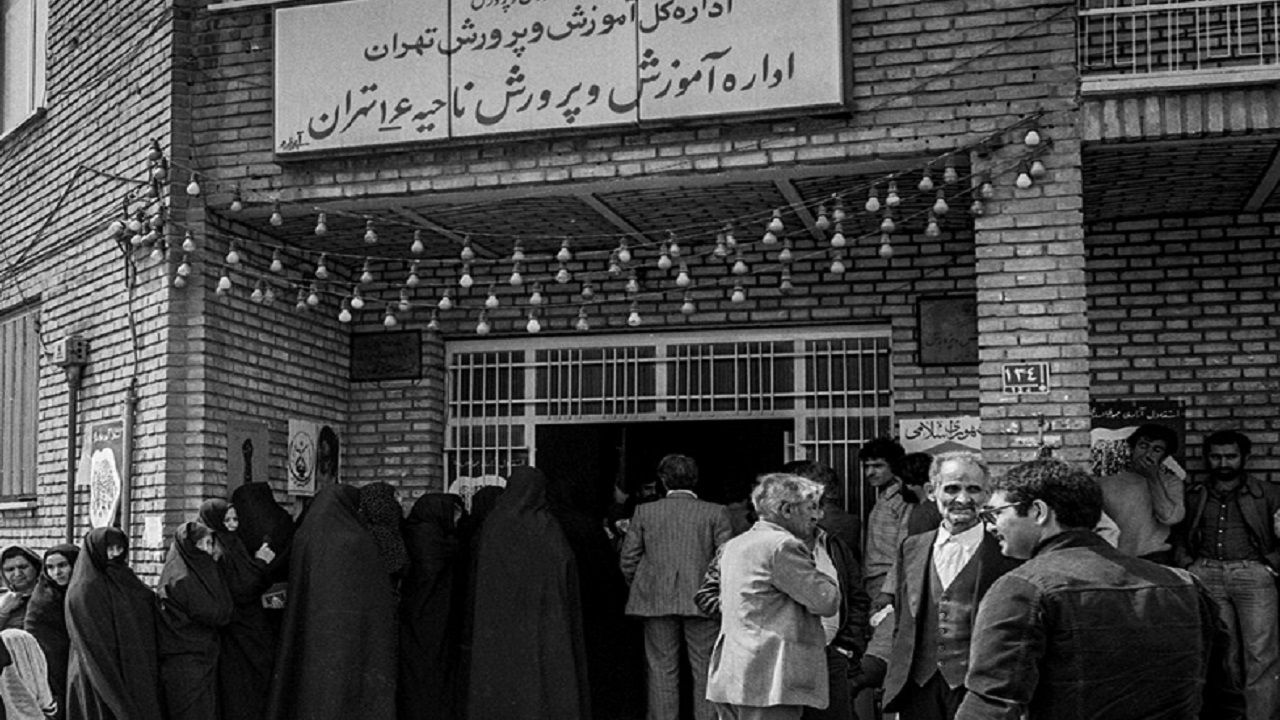 ملت ایران پرچمدار سلطه‌گریزی و ظلم‌ستیزی است