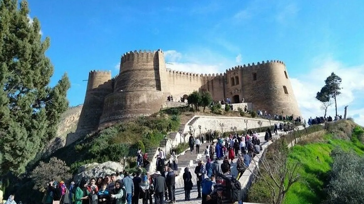 باشگاه خبرنگاران -نوروزی متفاوت برای آثار تاریخی ایران/ ۴ میلیون نفر از اماکن باستانی بازدید کردند