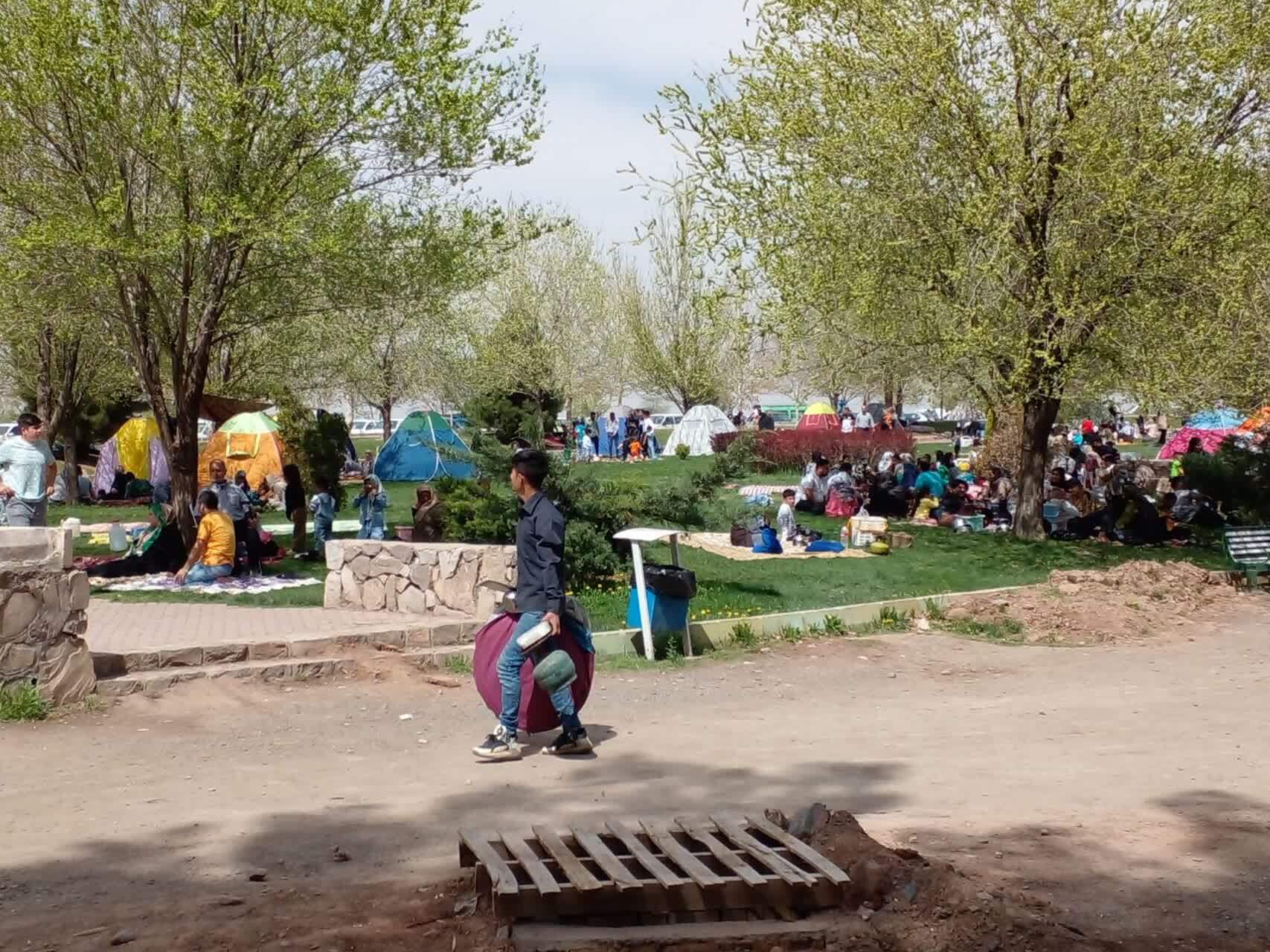 طبیعت سیزده بدر در نیشابور