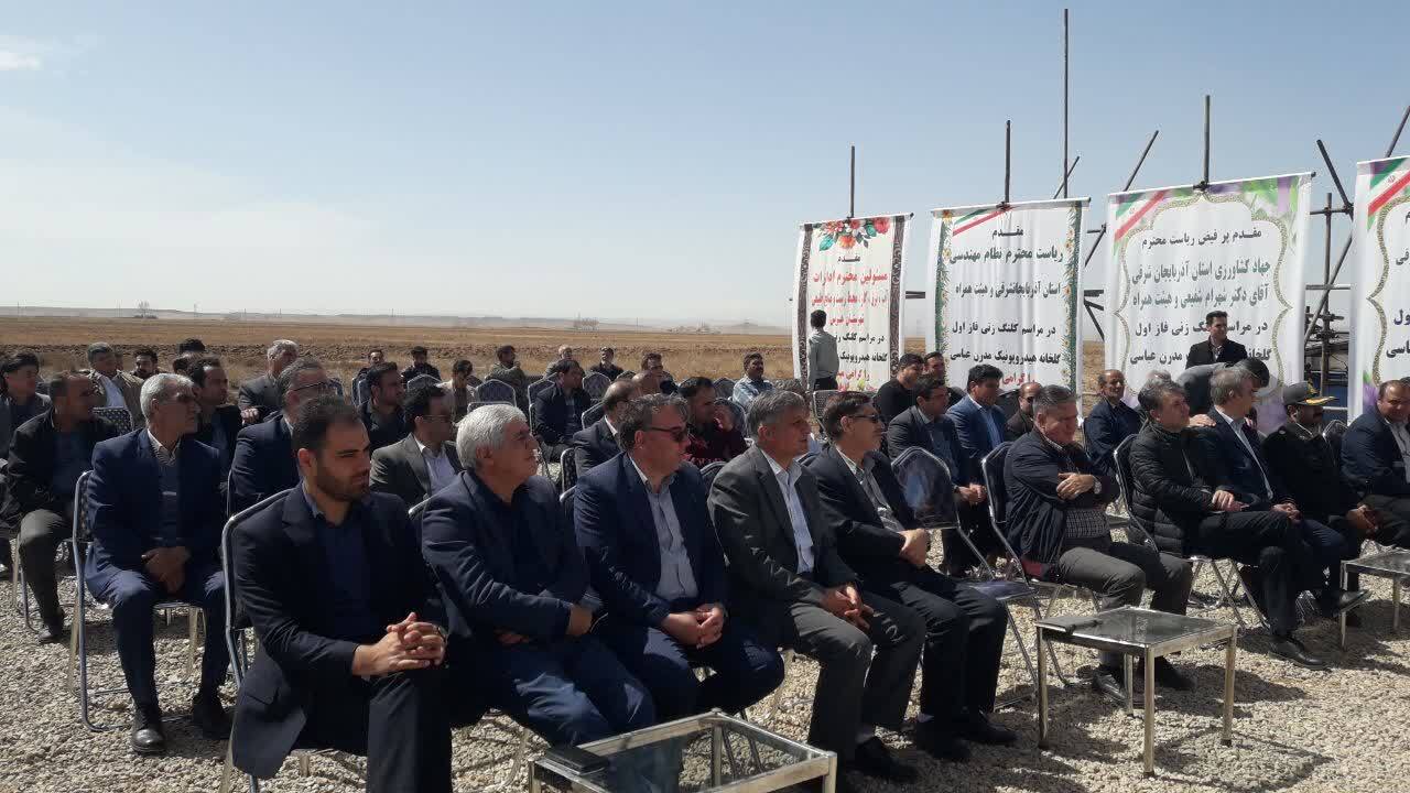 مراسم کلنگ زنی سال ۱۴۰۴ درشهرستان هریس