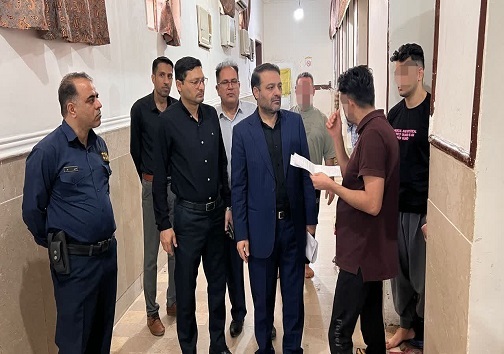 بازدید نوروزی دادستان مرکز استان هرمزگان از زندان بندرعباس