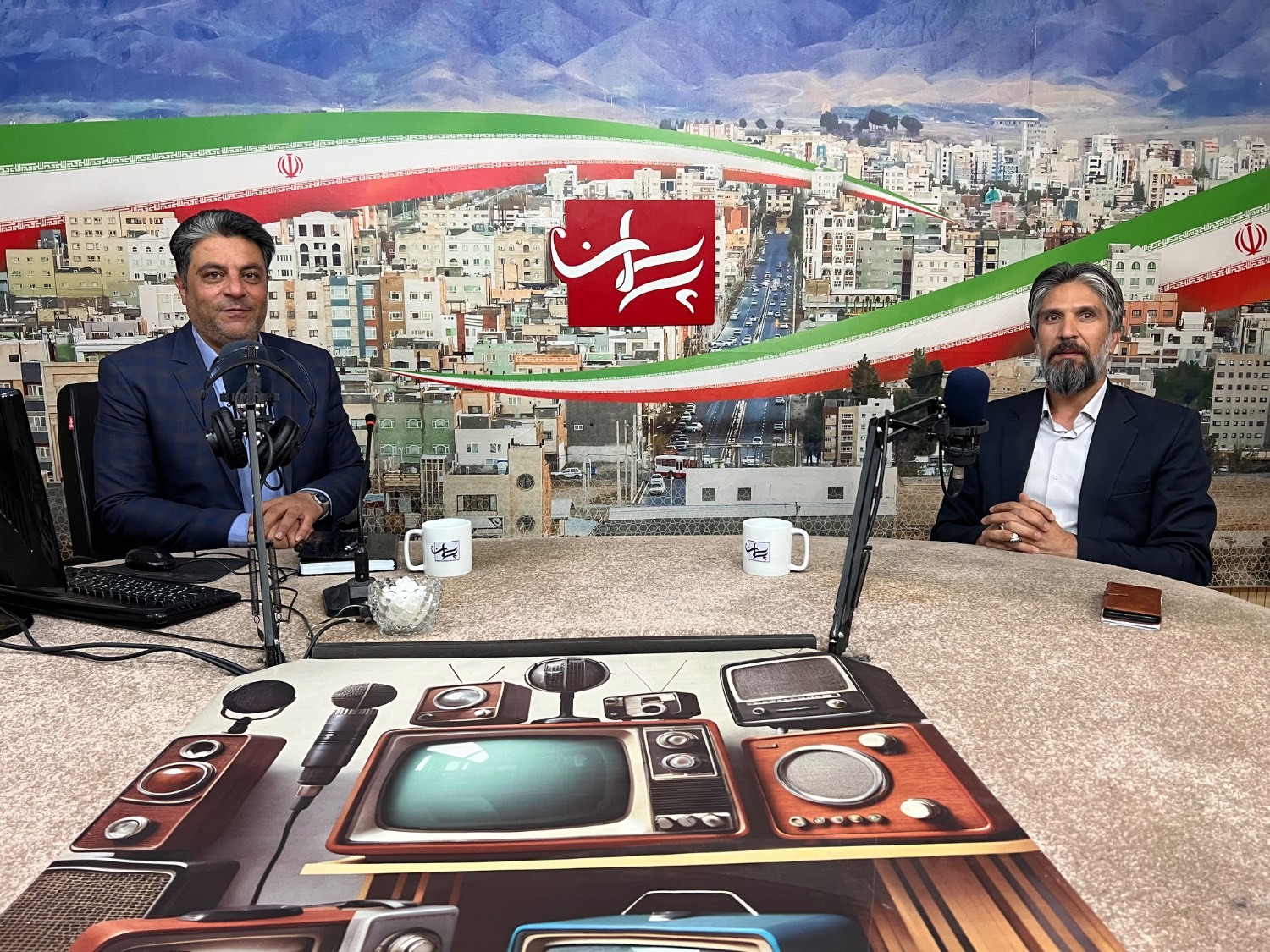 تهیه بسته راهنمای سرمایه‌گذاری خرد و کلان