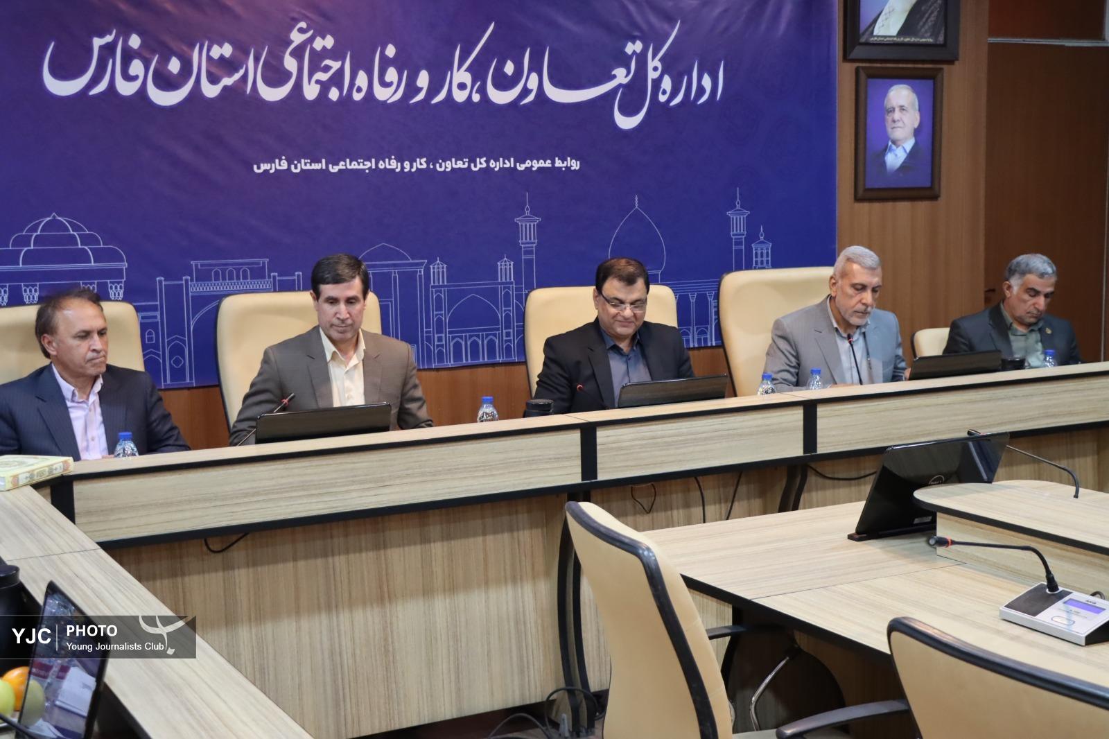 رفع موانع اشتغال جوانان؛ ضرورت پیشگیری از بحران اجتماعی در فارس