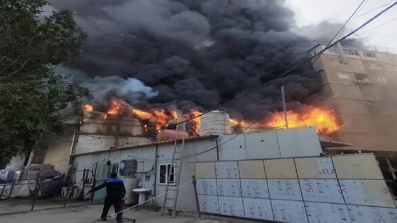 جزئیات آتش‌سوزی یک هتل در کربلا/ هلال احمر: هیچ زائر ایرانی در این حادثه آسیب ندیده است + فیلم