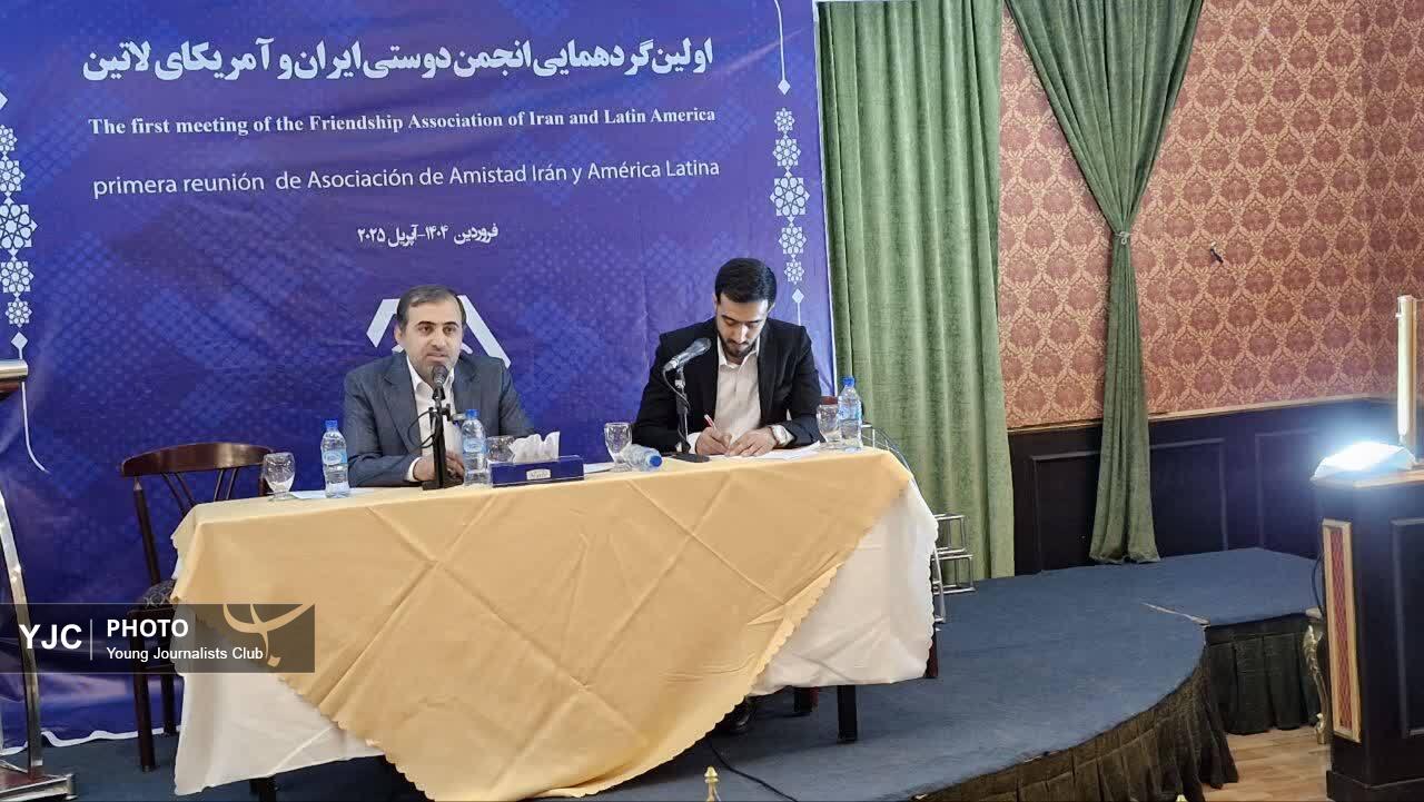 صهیونیست‌ها و آمریکا نگران تحکیم روابط ایران و آمریکای لاتین هستند 