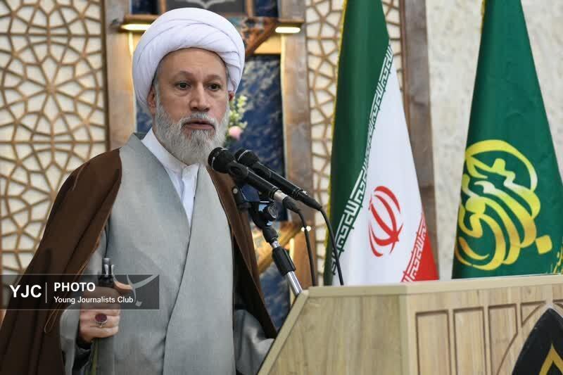 تاکید آیت الله دژکام بر لزوم اطاعت از رهبری در هر شرایطی