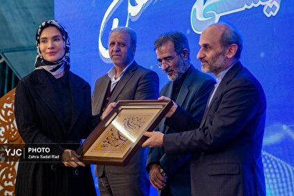 تجلیل از عوامل سریال مجموعه نمایشی ذهن زیبا